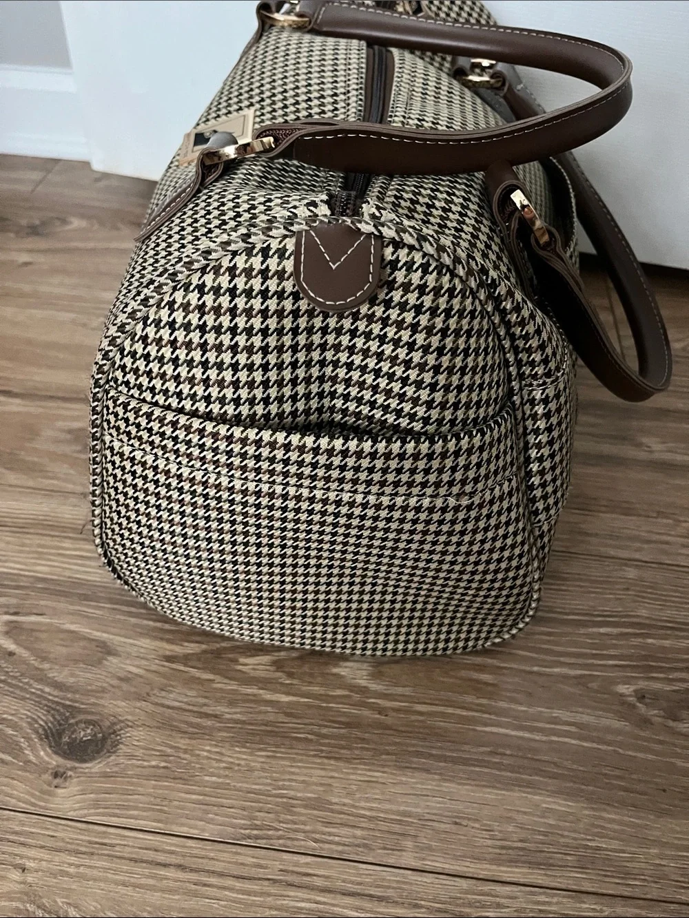London Fog Cambridge II 16-inch Houndstooth Satchel carry-on